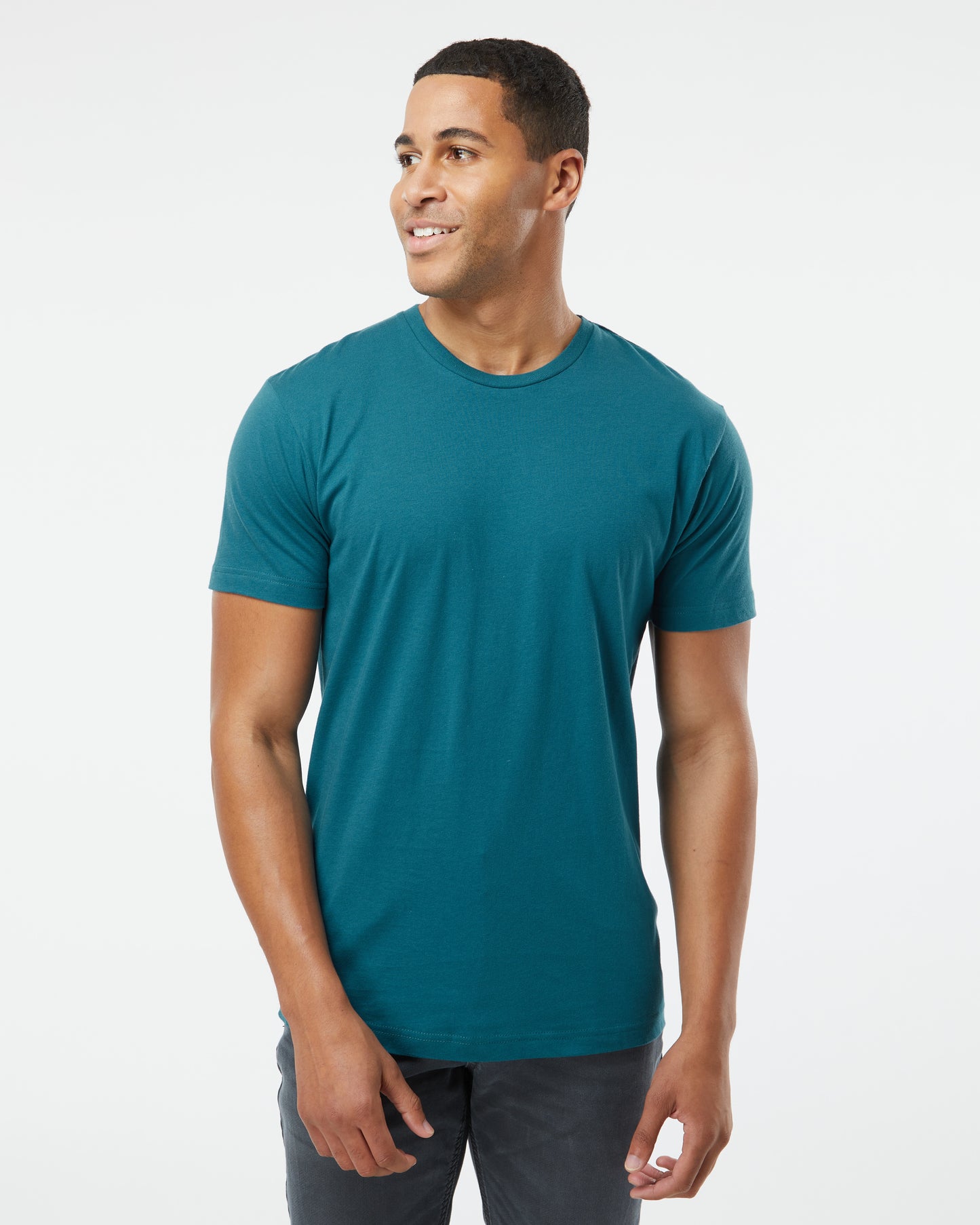LAT UNISEX FINE JERSEY TEE 6901 | Small